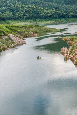 Mae Kuang Udom Thara barajının manzara manzarası, Tayland.