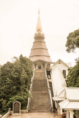 Doi Inthanon Ulusal Parkı, Tayland 'da dağda güzel bir stupa..