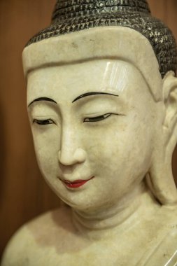 Eski Beyaz Buda, Tayland.