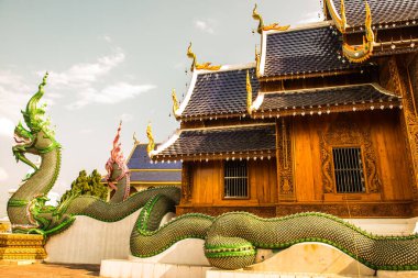 Tayland 'daki Ban Den Tapınağı' nda güzel bir Tayland tarzı kilise..