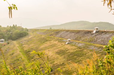 Mae Ngat Somboon Chon Barajı, Tayland.