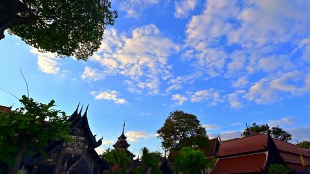 Gebäude Lanna Stil Und Große Antike Pagoden Chedi Luang Tempel — Stockvideo