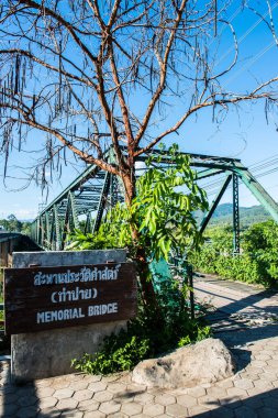 Mae Hong Son bölgesindeki anıt köprü, Tayland.