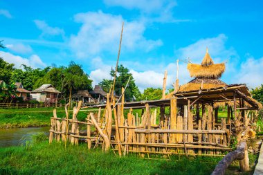 Tayland 'da Mae Hong Son vilayetinde Tayland kır köşkü.