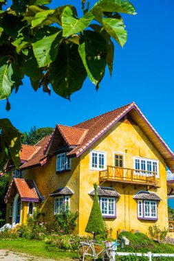 Pai City, Tayland 'daki sarı ev..
