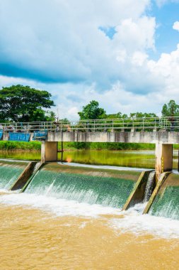 Weir, Tayland 'ın Lampang bölgesinde..