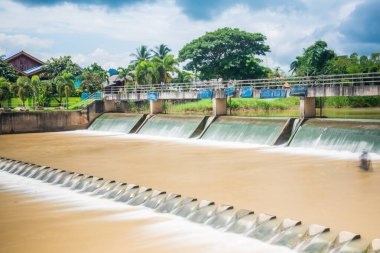 Weir, Tayland 'ın Lampang bölgesinde..
