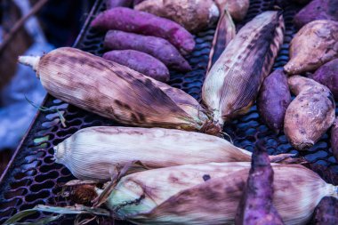Tayland usulü ızgara mısır, Tayland.