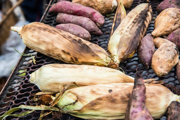 Tayland usulü ızgara mısır, Tayland.