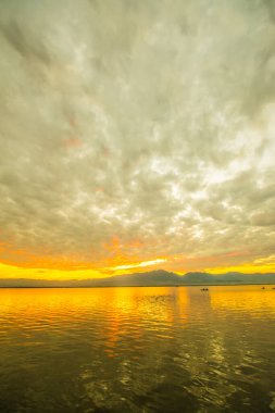 Kwan Phayao, Tayland 'da gün batımı.