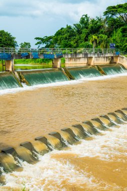 Weir, Tayland 'ın Lampang bölgesinde..