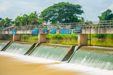 Weir, Tayland 'ın Lampang bölgesinde..