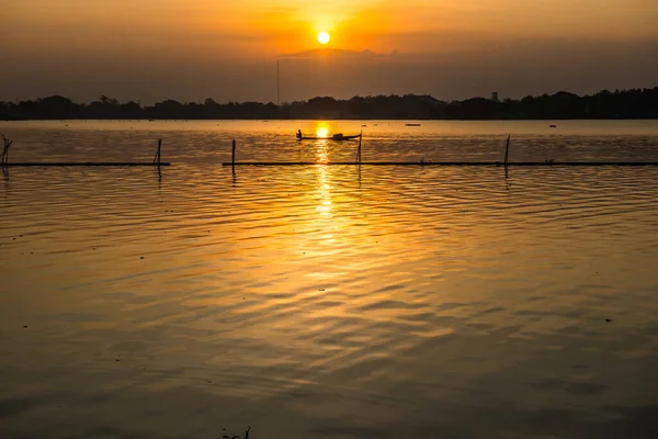 Sabah Kwan Phayao Gölü, Tayland.