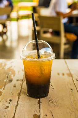 Buzlu Bal Limonlu Oolong Plastik Cam, Tayland.