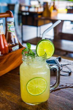 Camda buzlu limonata, Tayland.