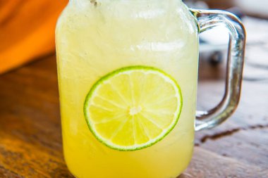 Camda buzlu limonata, Tayland.