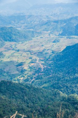 Chiangrai, Tayland 'da Phu Chi Fa' nın en iyi manzarası.