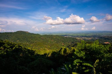 Dağ manzarası Doi Tung bakış açısından, Chiang Rai vilayeti.