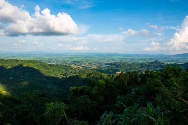 KM 12 'den bakıldığında dağ manzarası, Chiang Rai vilayeti.