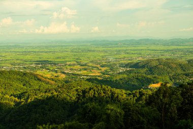 KM 12 'den bakıldığında dağ manzarası, Chiang Rai vilayeti.