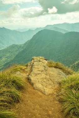 Chiangrai, Tayland 'daki Phu Chi Fa Dağı manzarası.