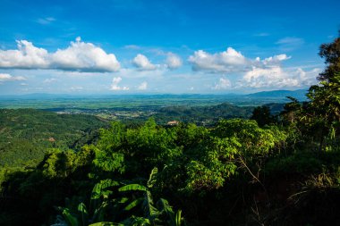 Dağ manzarası Doi Tung bakış açısından, Chiang Rai vilayeti.