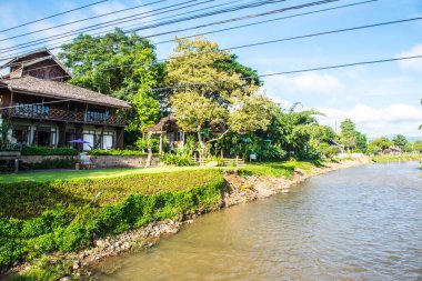 Tayland, Mae Hong Son bölgesinde Pai nehri ve doğal manzara.