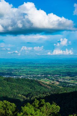 KM 12 'den bakıldığında dağ manzarası, Chiang Rai vilayeti.