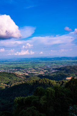 KM 12 'den bakıldığında dağ manzarası, Chiang Rai vilayeti.