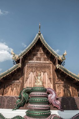 Tayland 'daki Ban Den Tapınağı' nda güzel bir Tayland tarzı kilise..