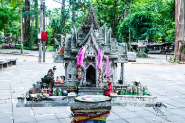 Tay tarzında ruh evi, Tayland