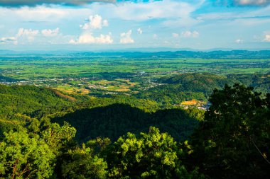 KM 12 'den bakıldığında dağ manzarası, Chiang Rai vilayeti.