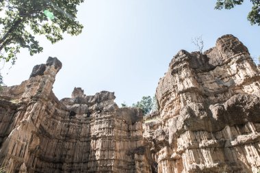 Tayland 'da Mae Wong Milli Parkı' nda Pha Chau..