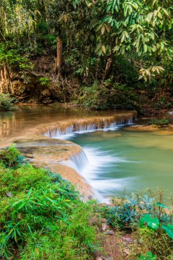 Tansawan Şelalesi Doi Phu Nang Ulusal Parkı, Tayland.