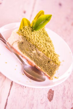 Beyaz Bulaşık, Tayland 'da Yeşil Çay Peynirli Kek.