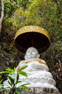 Beyaz Phra Sangkajai Heykeli, Tayland.