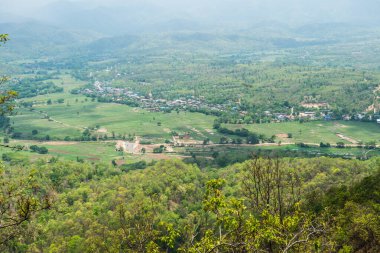 Tayland 'ın Lampang eyaletindeki Pan şehrinin en iyi manzarası