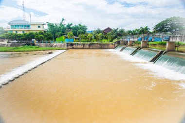 Weir, Tayland 'ın Lampang bölgesinde..