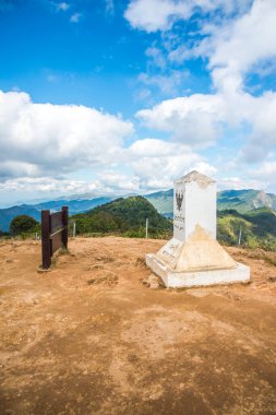 Phu Chi Fa, Tayland 'da mil taşı.