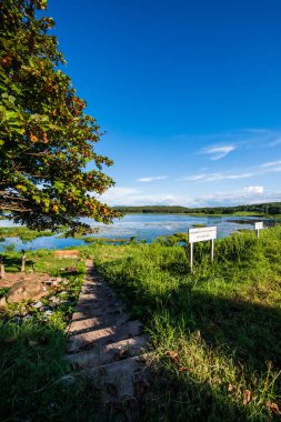 Mae Puem rezervuarının manzara görüntüsü, Tayland.