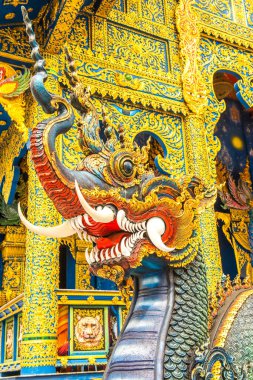 Naga 'nın Tayland' daki Rong Sua On Tapınağı 'ndaki sanat eserleri..
