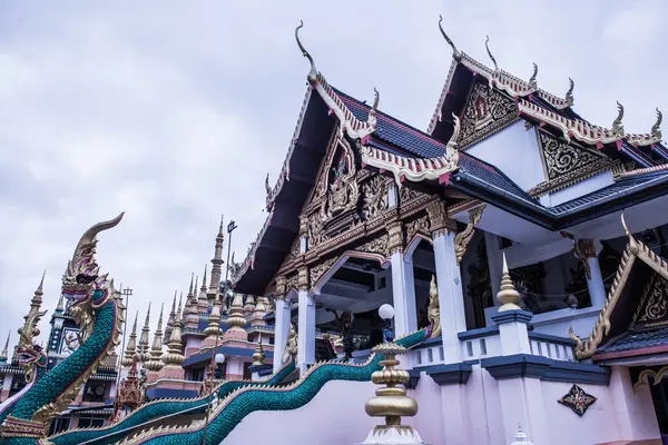 Bela Igreja Templo Huai Sai Khao Tailândia — Fotografia de Stock
