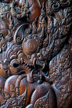 Baan Barajı Müzesi, Tayland Sanat Detayları