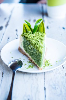 Beyaz Bulaşık, Tayland 'da Yeşil Çay Peynirli Kek.