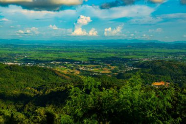Dağ manzarası Doi Tung bakış açısından, Chiang Rai vilayeti.
