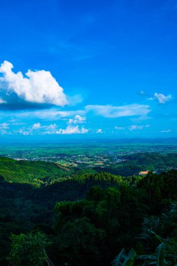KM 12 'den bakıldığında dağ manzarası, Chiang Rai vilayeti.