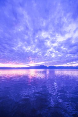 Kwan Phayao, Tayland 'da gün batımı.