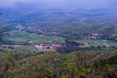 Tayland 'ın Lampang eyaletindeki Pan şehrinin en iyi manzarası
