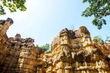 Tayland 'da Mae Wong Milli Parkı' nda Pha Chau..