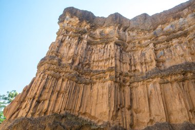 Tayland 'da Mae Wong Milli Parkı' nda Pha Chau..